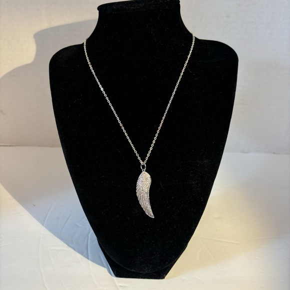 Angel Wing Pendant Neck 925 Silver Embellished with Crystals 18” - Picture 3 of 10